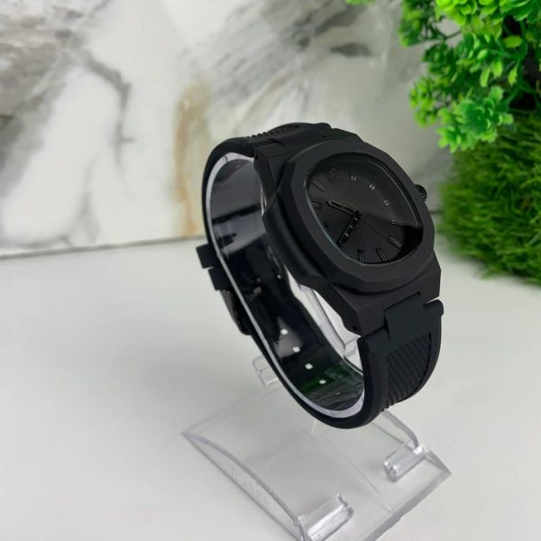 SKMEI Men's Quartz Watch – Original, Black, Silicone Strap, 5ATM Waterproof