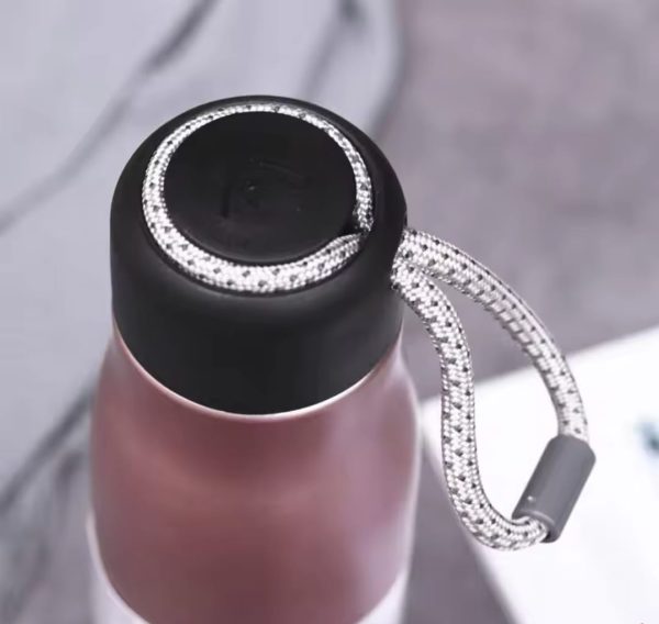 Stainless Steel Insulated Vacuum Water Bottle 550ml, Cola Shape, Leak Proof, With Strong Rope Cap | Hot & Cold Portable Thermos Water Bottle Thermo Mug Stainless Steel Vacuum Flask Mug Insulation Cup (random Color)